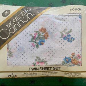Vintage 80s Floral Cannon Monticello 3 piece Twin sheet set Cottagecore